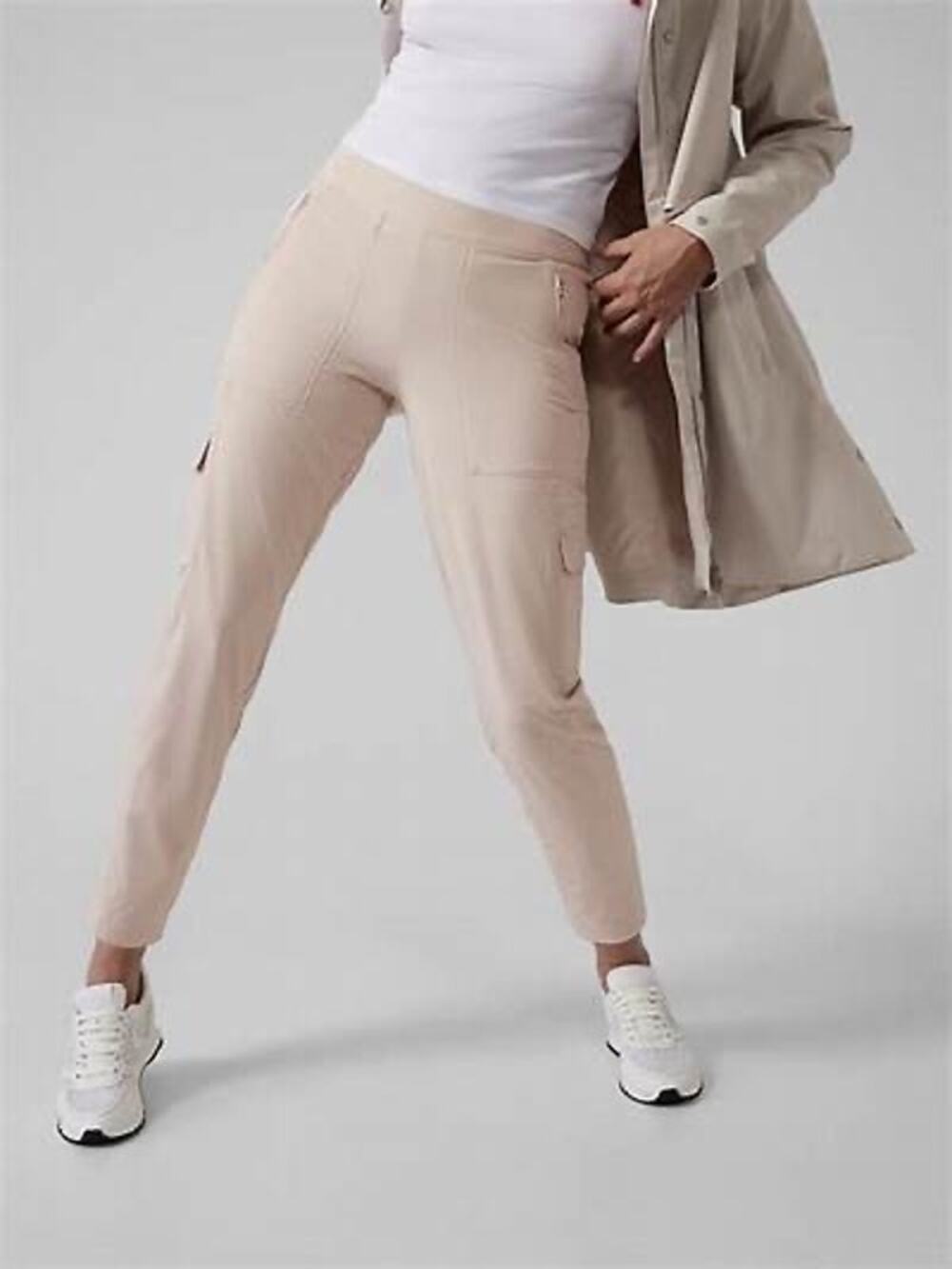 Athleta Chelsea Beige Tapered Cargo Pants Size 12/P